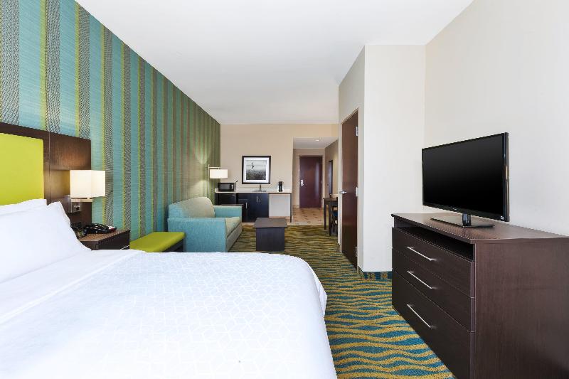 Holiday Inn Express & Suites Southport Oak Island Area by IHG - photo 34