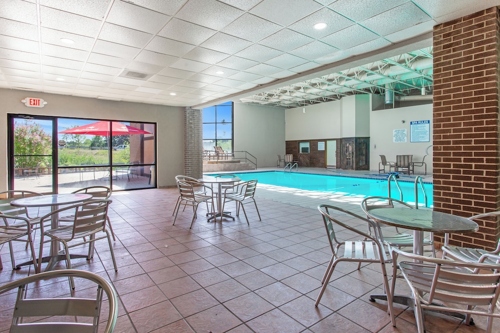 Studio 6 Suites Butte MT I 90 I 15 - photo 17