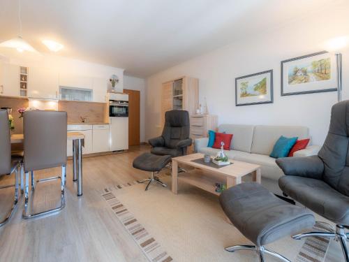 Dünenpark Binz Komfortplus Ferienwohnung mit 1 Schlafzimmer und Balkon im Obergeschoss 157 — 4-Star Luxury Hotel in Ostseebad Binz, Germany