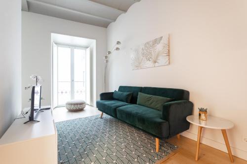 FLH Bairro Alto Lovely Flat — 4-Star Luxury Hotel in Lisbon, Portugal