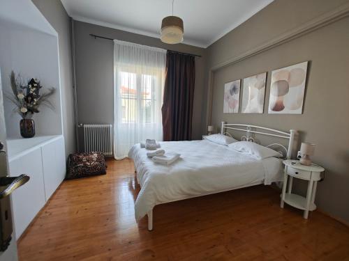 Stefani Retro Luxury Apartments — 4-Star Luxury Hotel in Chalkida, Greece
