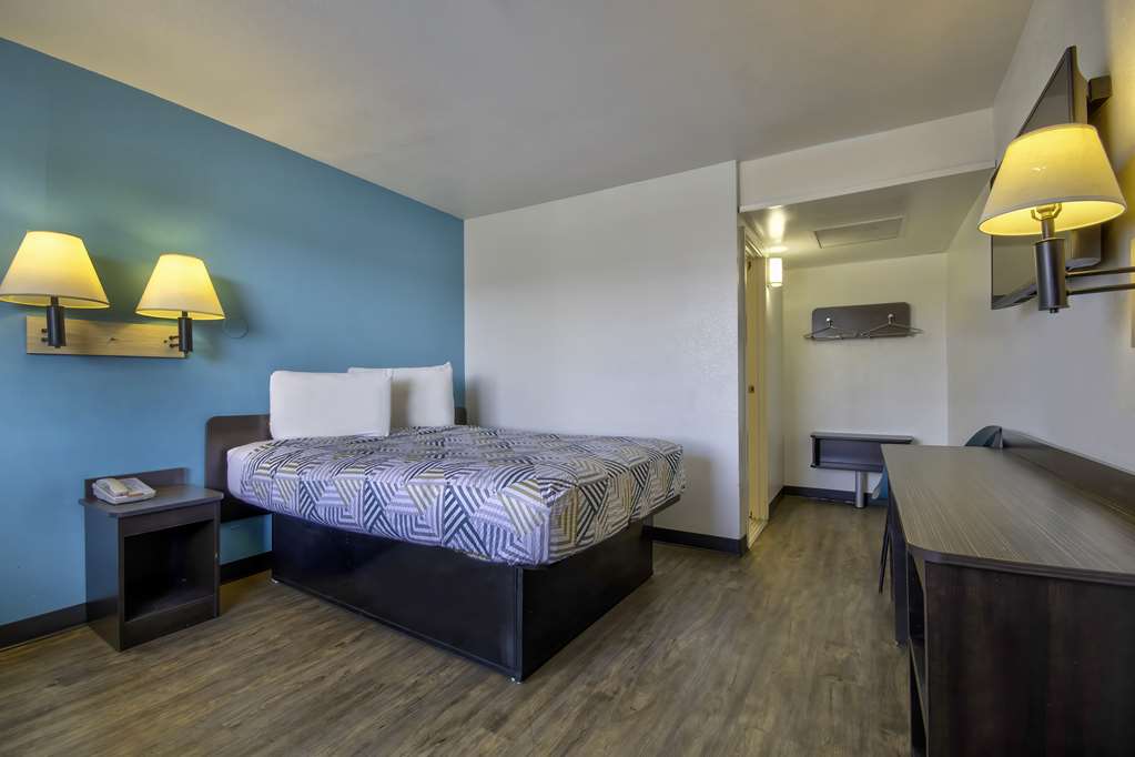 Motel 6 Farmington NM - photo 19