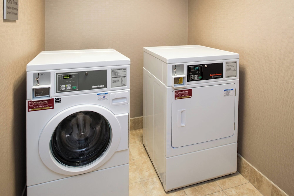 Courtyard Marriott Victorville - photo 35