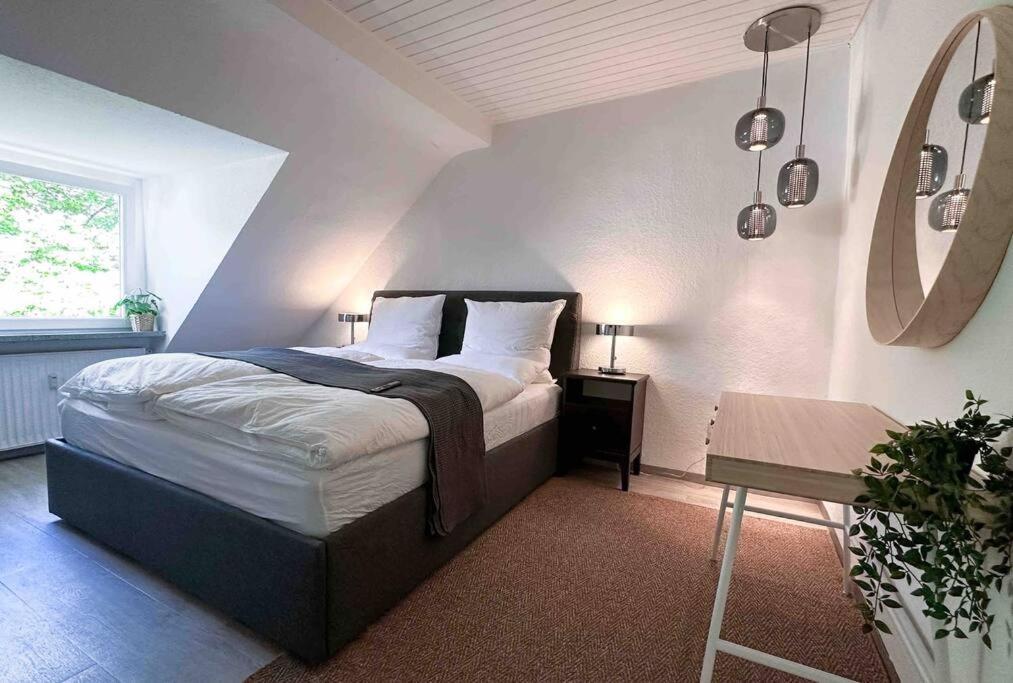 City Apprtment with Netflix 2Tv — 4-Star Luxury Hotel in Essen, Germany