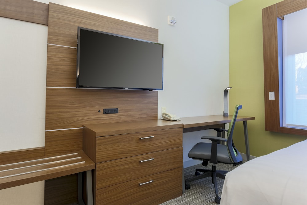 Holiday Inn Express Rochester NE Irondequoit by IHG - photo 15