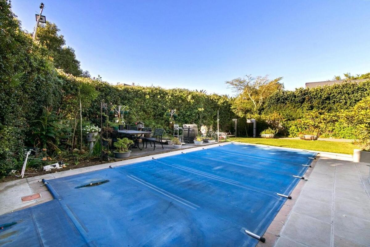 4 Bedroom Family Home Silvertree Estate Tokai