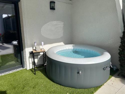Le Cocon de Julien - carbon neutral hotel in Bart