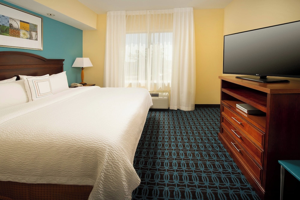 Fairfield Inn & Suites by Marriott Marshall - photo 7
