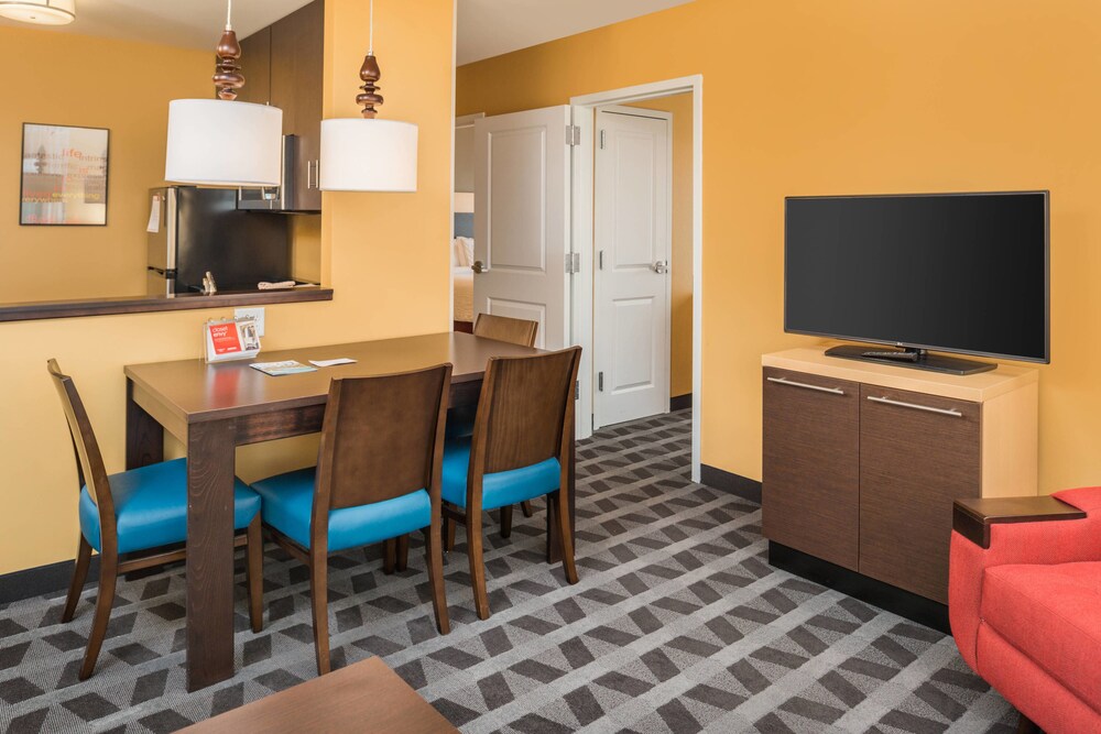 TownePlace Suites by Marriott New Hartford - photo 21