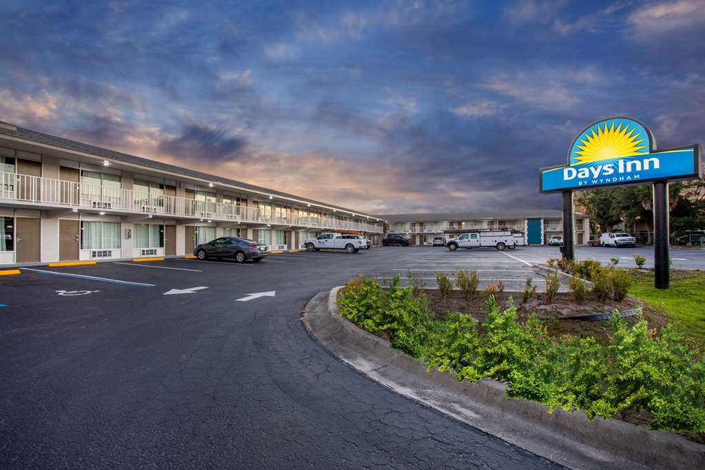 Days Inn by Wyndham Apopka Orlando - photo 4