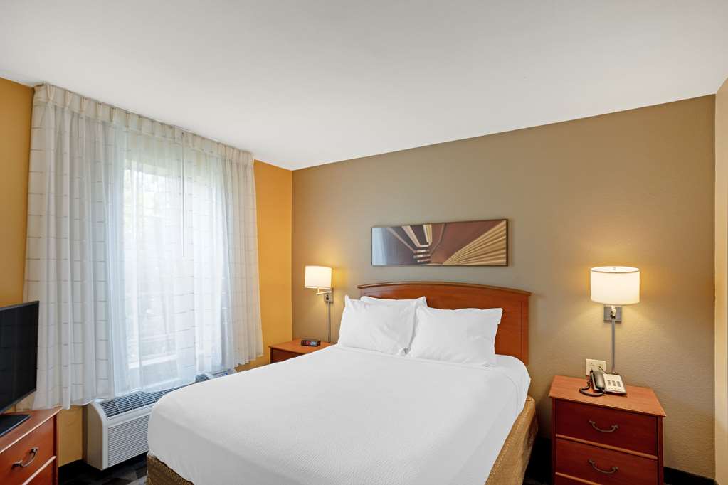MainStay Suites Mt. Laurel Philadelphia - photo 20