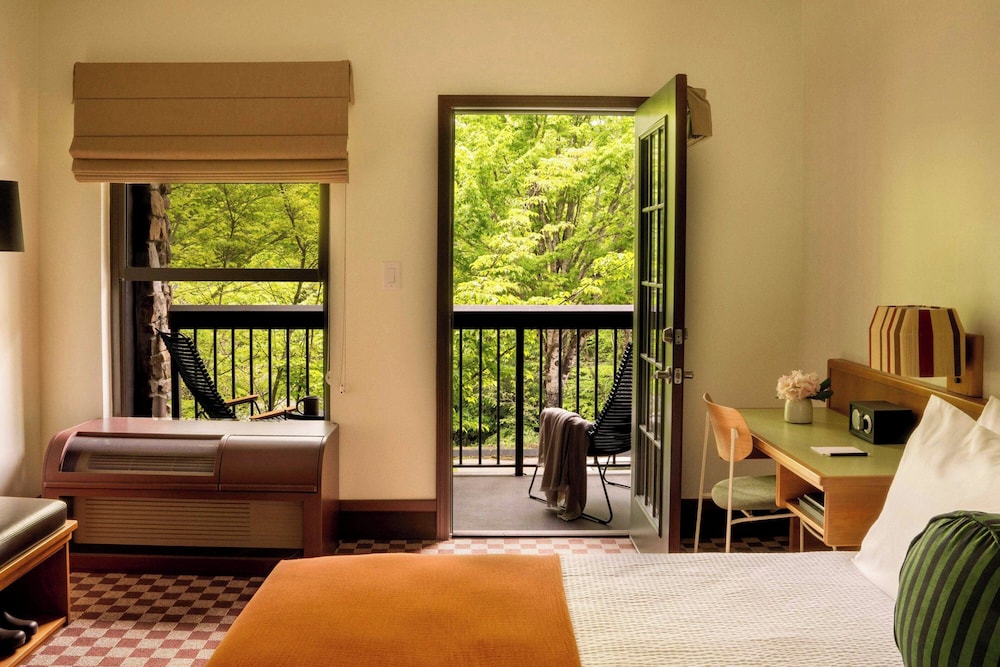 Highlands Inn Lodge - photo 22