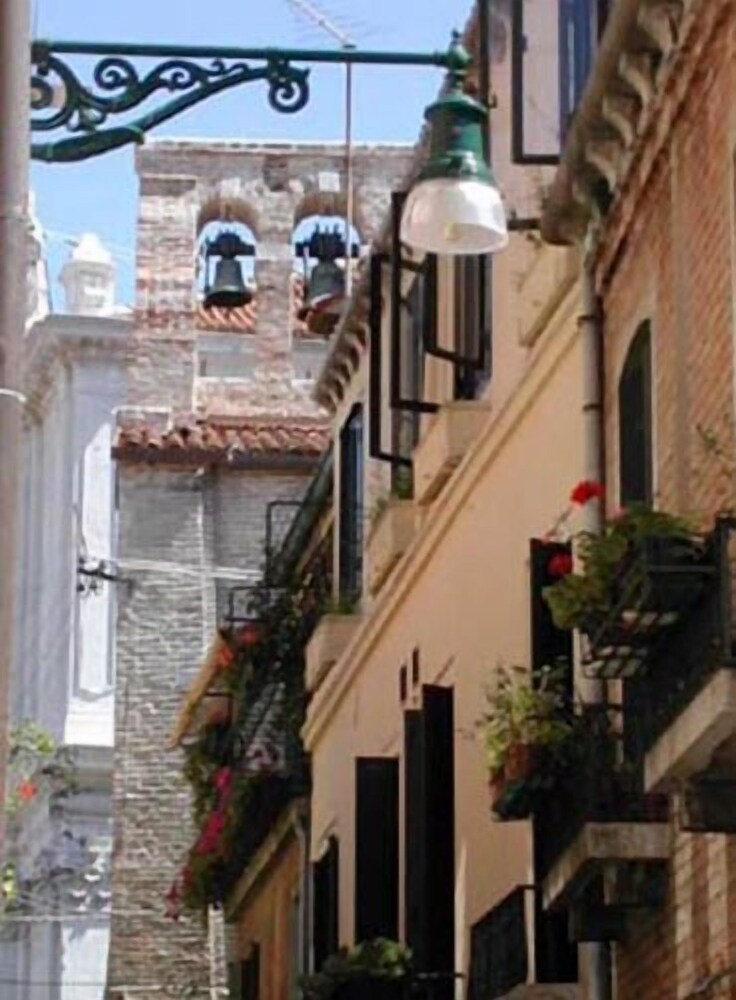 Al Campaniel - last minute hotel in Venice