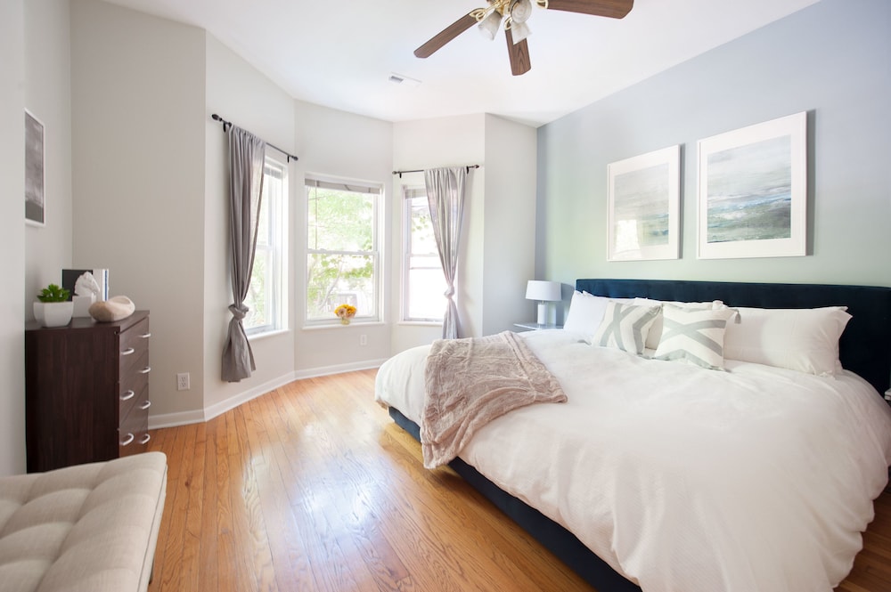 Sophisticated 4BR in Lincoln Park by Sonder - photo 20