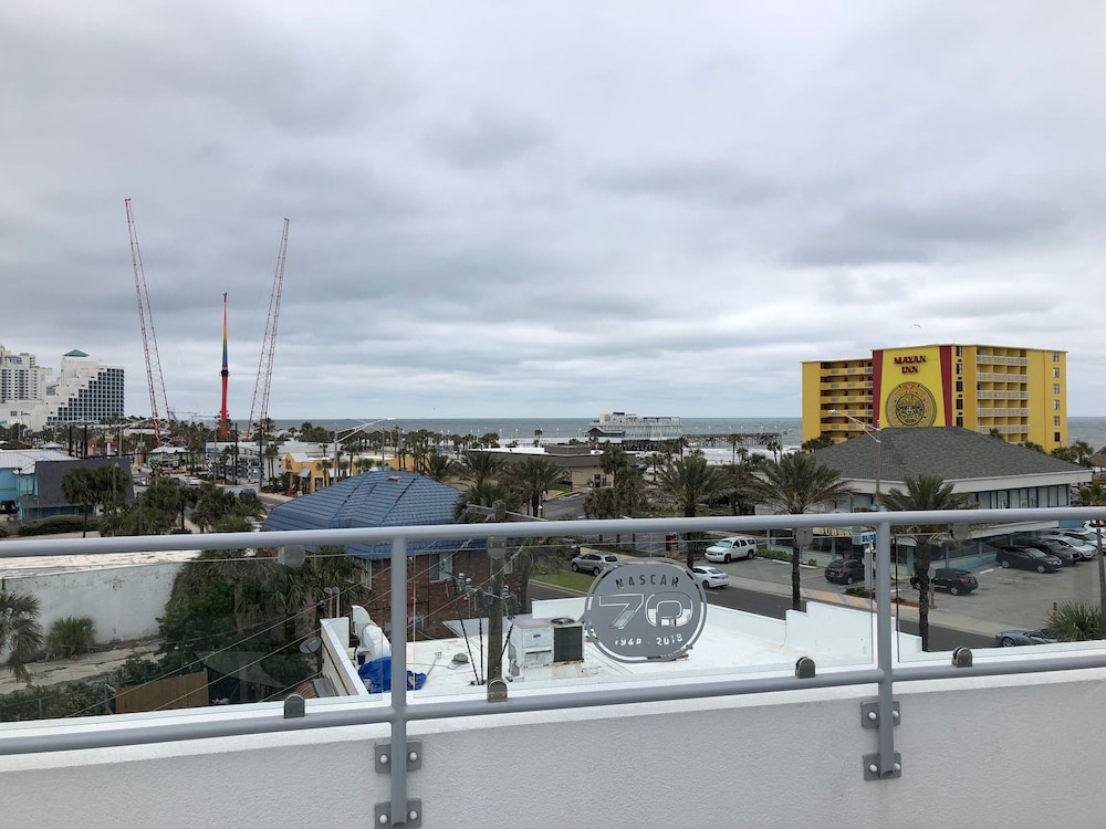Streamline Hotel - photo 54