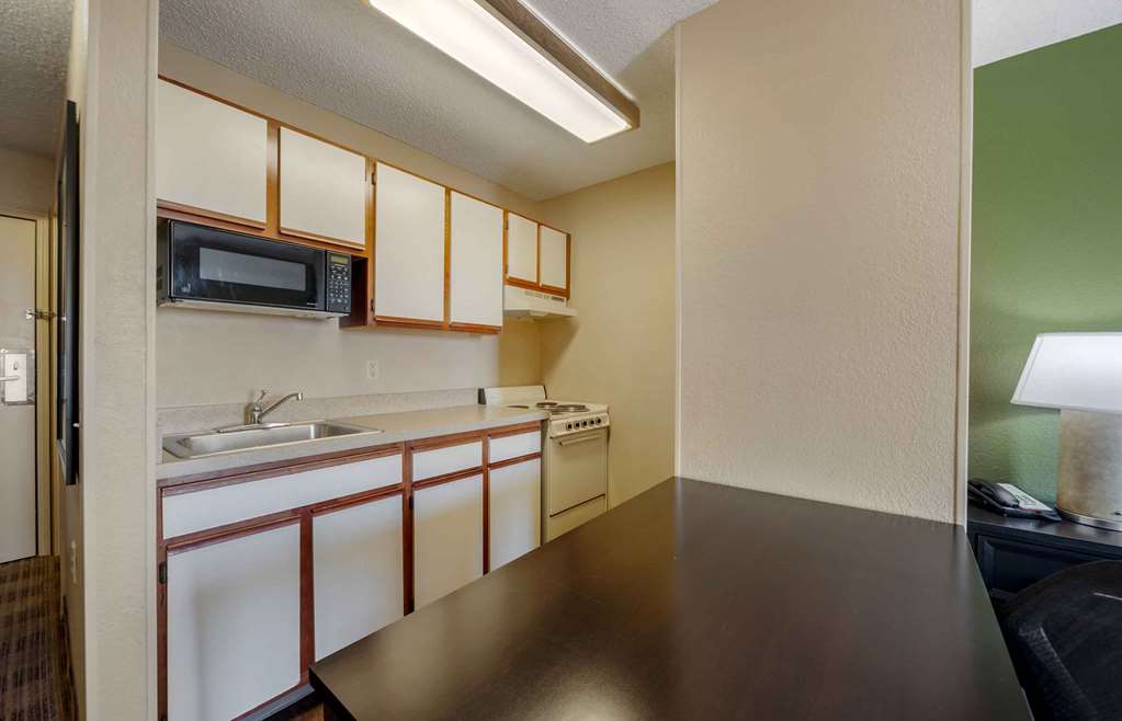 Extended Stay America Suites Oklahoma City Northwest - photo 16