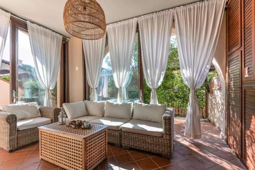 Casa Eucalipto Marina di Campo Elba — 4-Star Luxury Hotel in Marina Di Campo, Italy