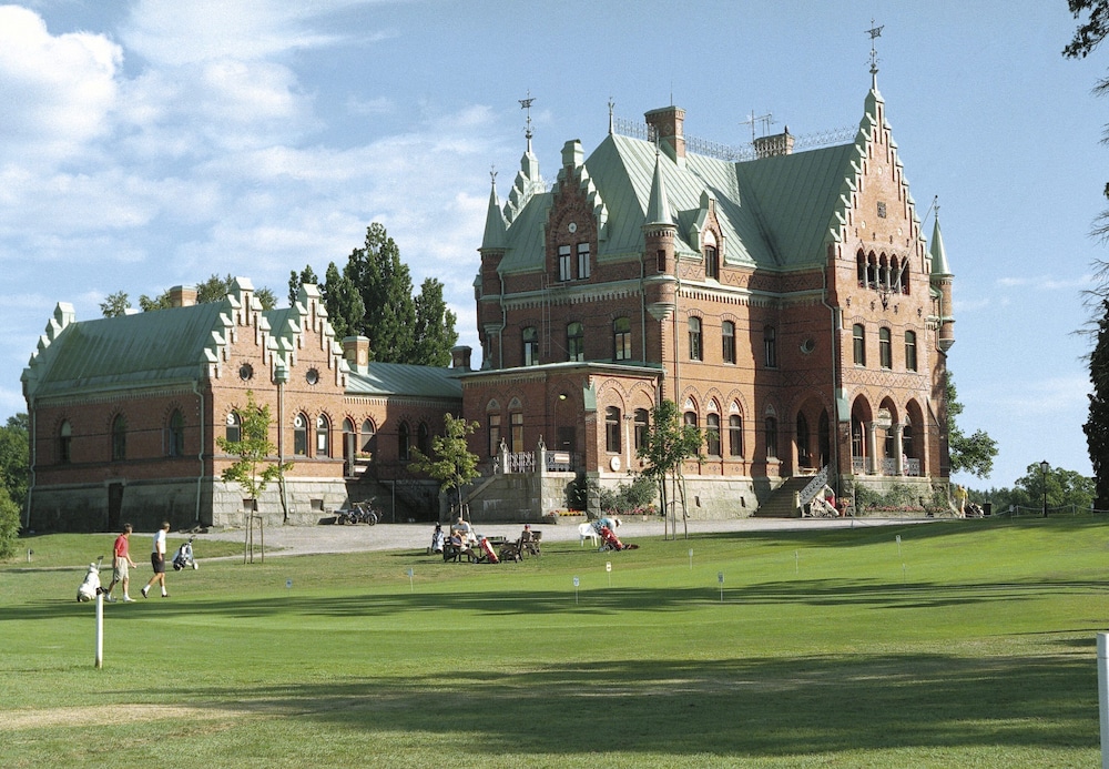 Torreby Slott Hotel Golf — Munkedal