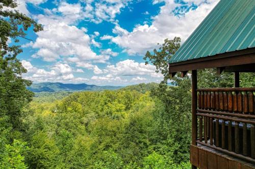 Tree Tops Hot Tub Pool table WIFI 560 FREE tickets each paid day - photo 15
