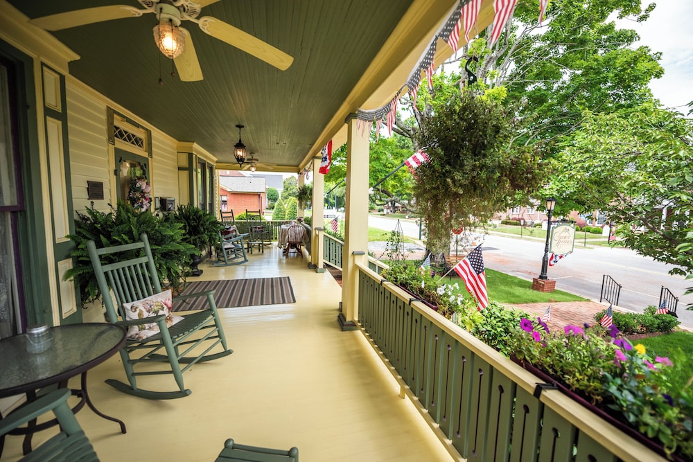 Carrier Houses B&B - photo 62