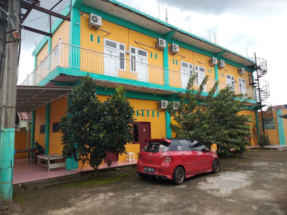 Kost 748 At - last minute hotel in Medan