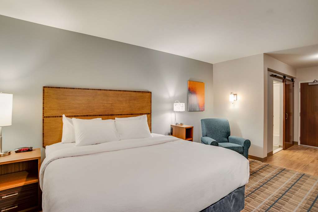 MainStay Suites Carlisle Harrisburg - photo 26