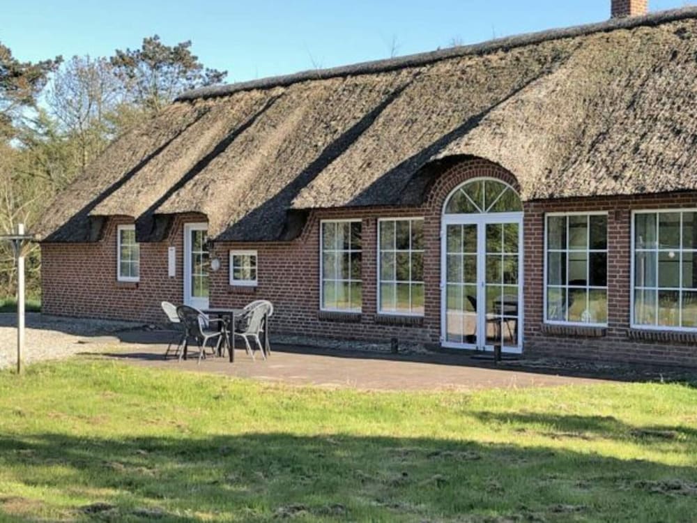 Luxury Retreat With Pool By Traum Ferienwohnungen — hotel in Ulfborg