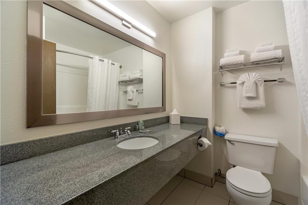 Best Western Seattle Airport Hotel - photo 32