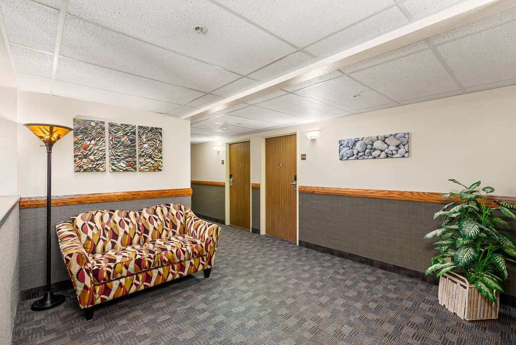 Days Inn by Wyndham Great Falls - photo 22