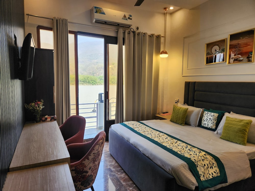 Stay On The Ganges — Rishikesh — photo 3