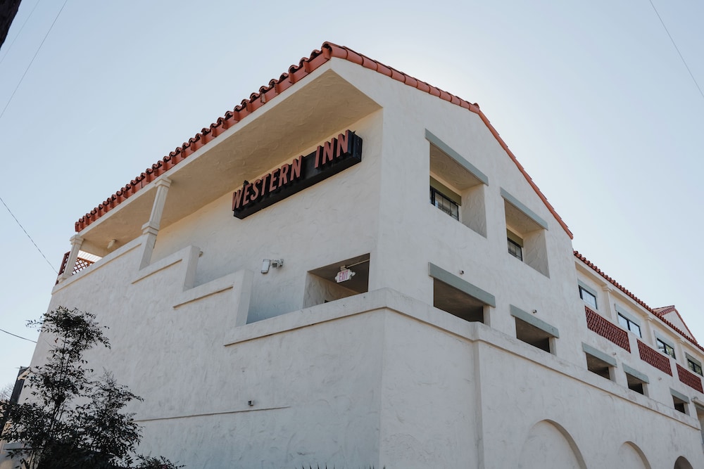 Old Town Western Inn & Suites - photo 32