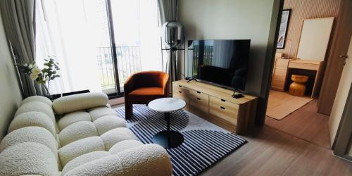 Asok Din Daeng Apartment