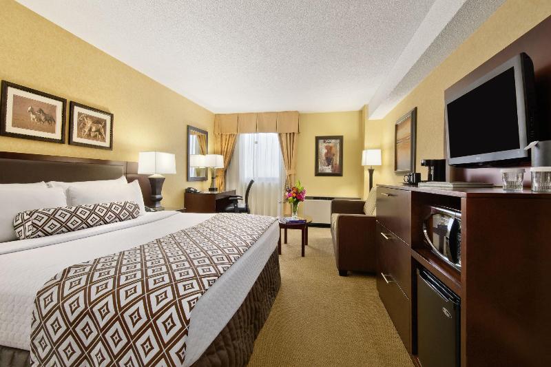 Crowne Plaza Denver Airport Convention Ctr an Ihg Hotel - photo 35