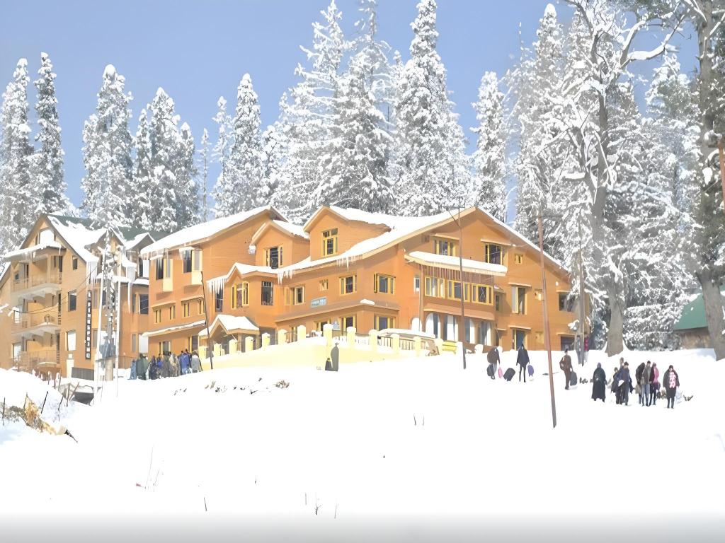 Hotel Khaleel Palace - last minute hotel in Srinagar