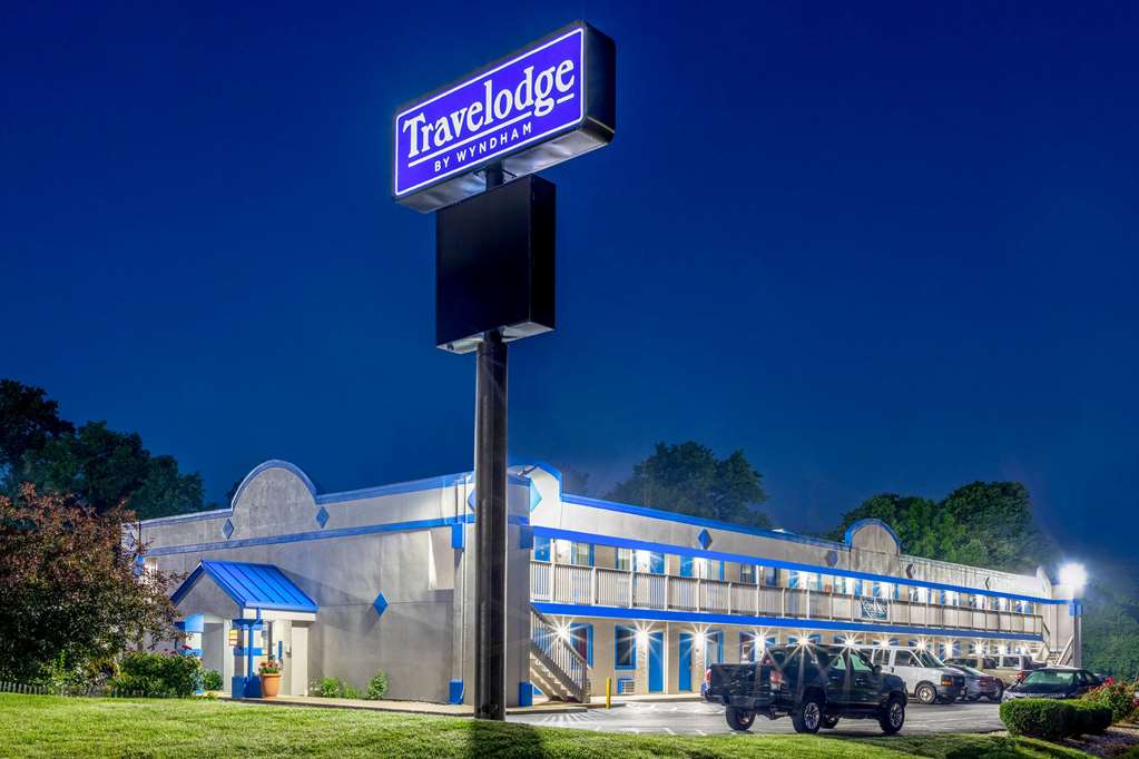 Travelodge by Wyndham Richmond IN - photo 5