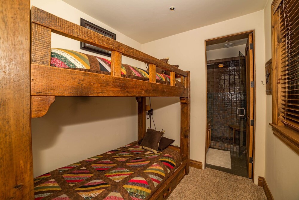 Aux Pied des Pistes by Telluride Resort Lodging - photo 12