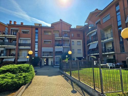 Beinasco Apartment Le Terrazze Palace — 4-Star Luxury Hotel in Beinasco, Italy