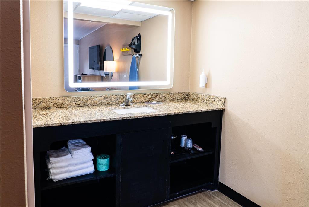 Super 8 by Wyndham Corpus Christi Airport - photo 31