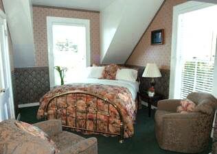 Nicholson House at Beaujolais - photo 2