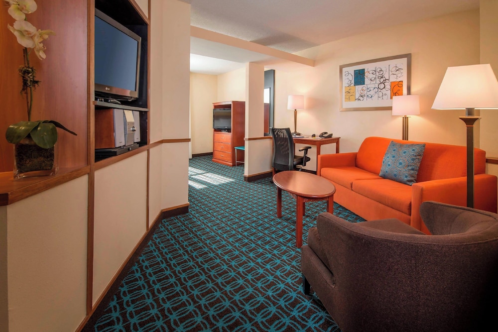 Fairfield Inn & Suites by Marriott Williamsburg - photo 7