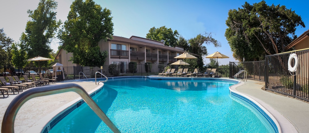 Temecula Creek Inn - photo 14
