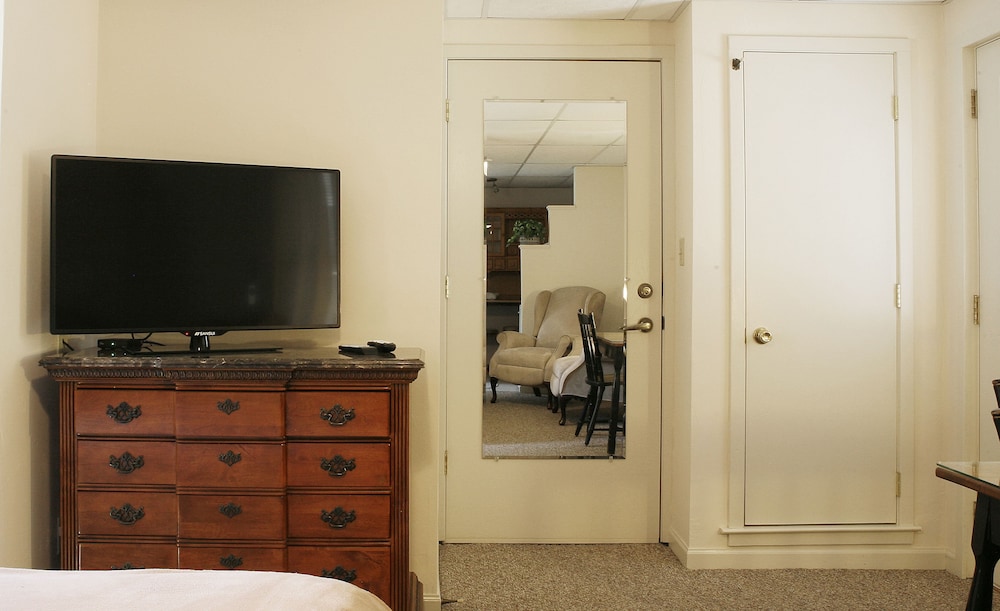 Peninsula Park View Resort - photo 36