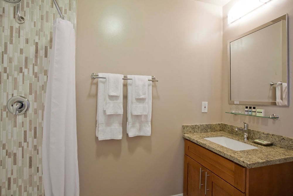 Executive Hotel Vintage Court - photo 29