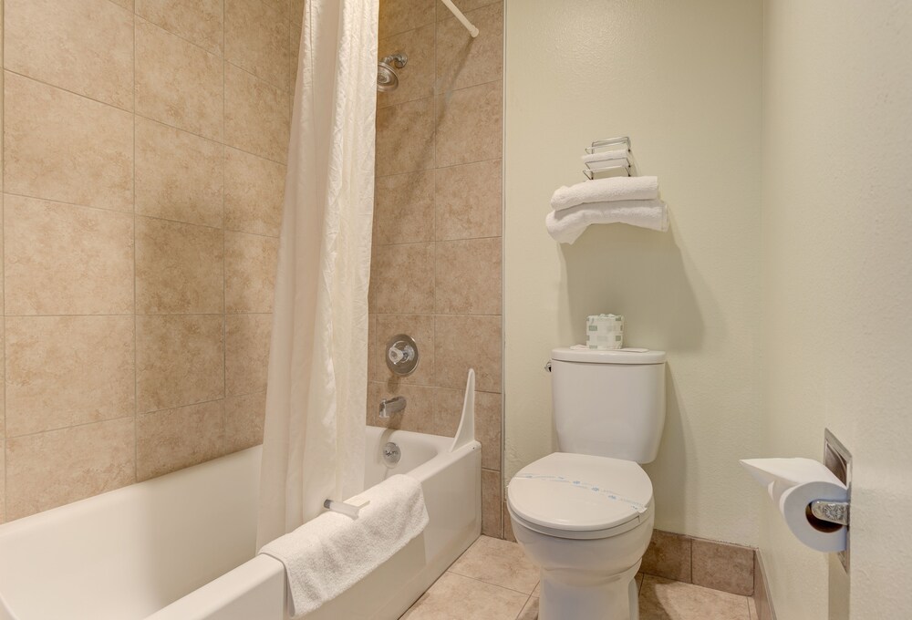 Redmond Inn - photo 14