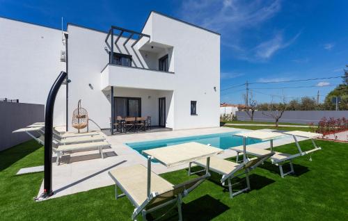 Lovely Home In Valbandon — 4-Star Luxury Hotel in Valbandon, Croatia