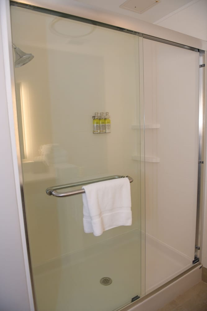 Holiday Inn Express & Suites Middletown by IHG - photo 14