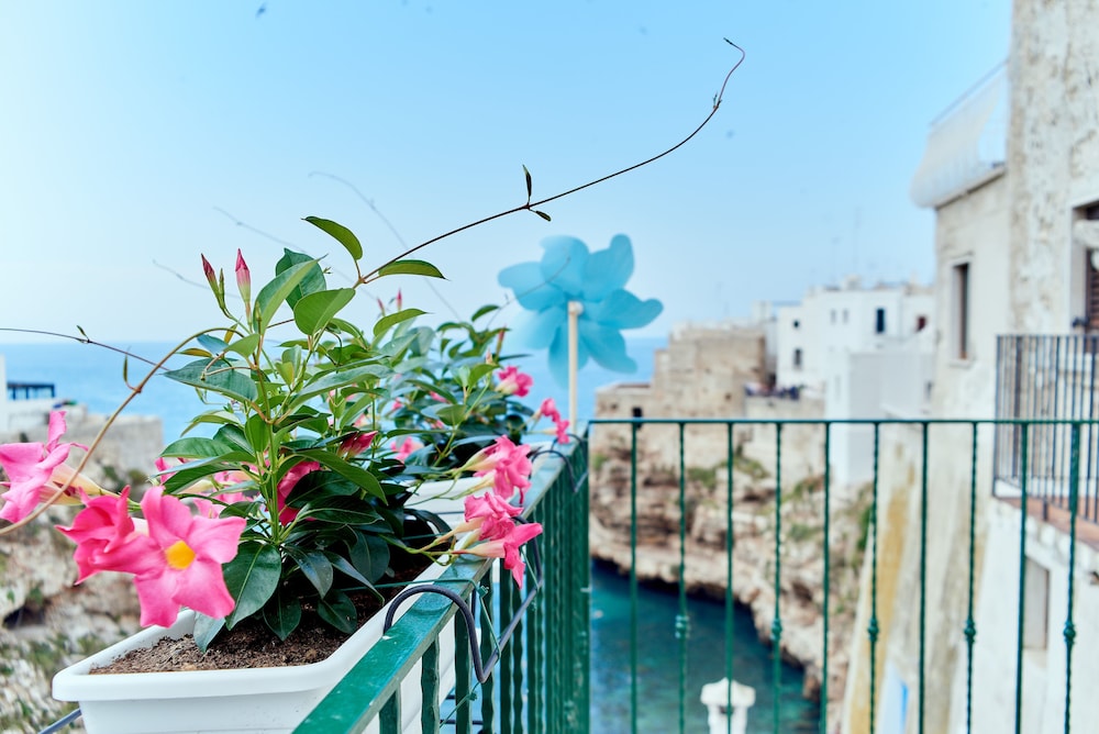 POSEA Polignano Sea Suites - last minute hotel in Polignano A Mare