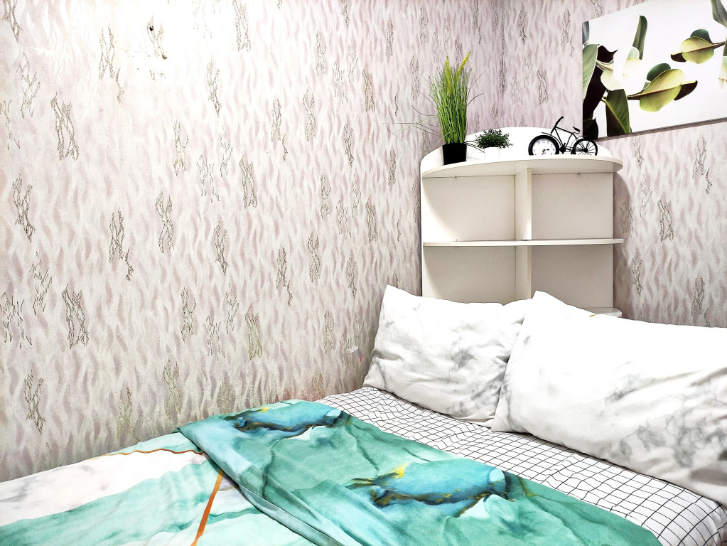 2 Komnatnaya V Omske Na Maslennikova 41 Flat in Omsk, Russia