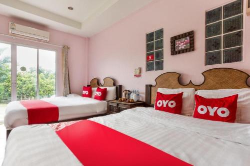 OYO 749 Baan Suan Resort in San Kamphaeng, Thailand