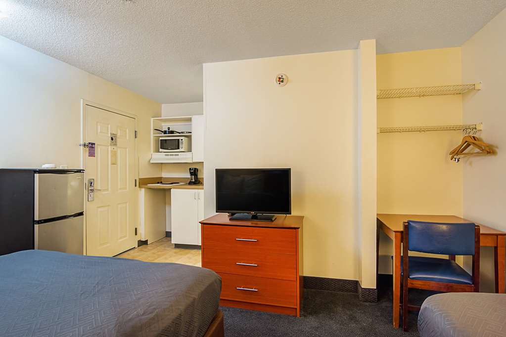 Motel 6 Fayetteville NC Fort Liberty Area - photo 26